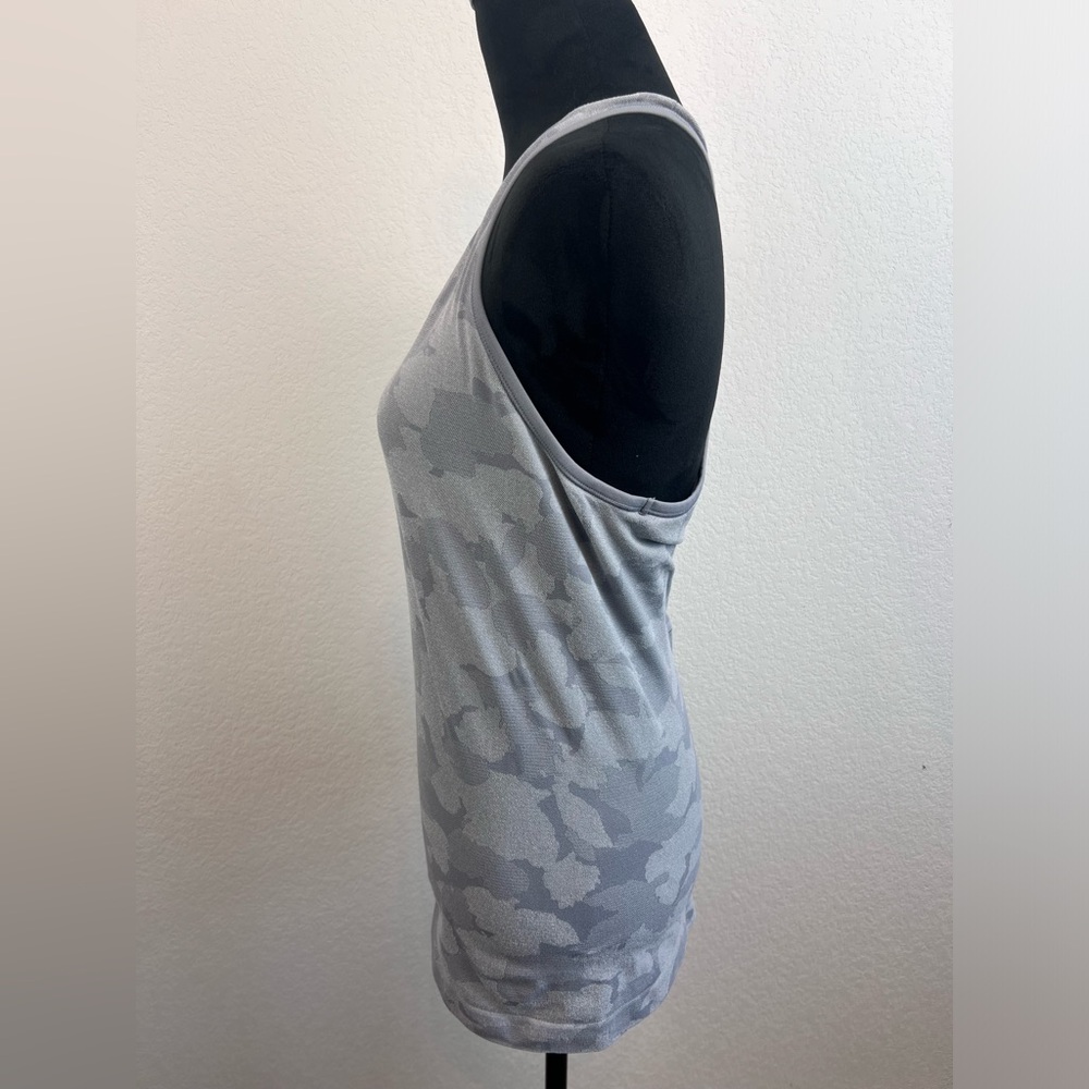 Athleta Speedlight Grey Camo Pattern Sleeveless T… - image 4